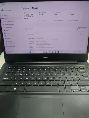 Laptop Dell Vostro 5481 16GB Intel Core i7 SSD 256GB