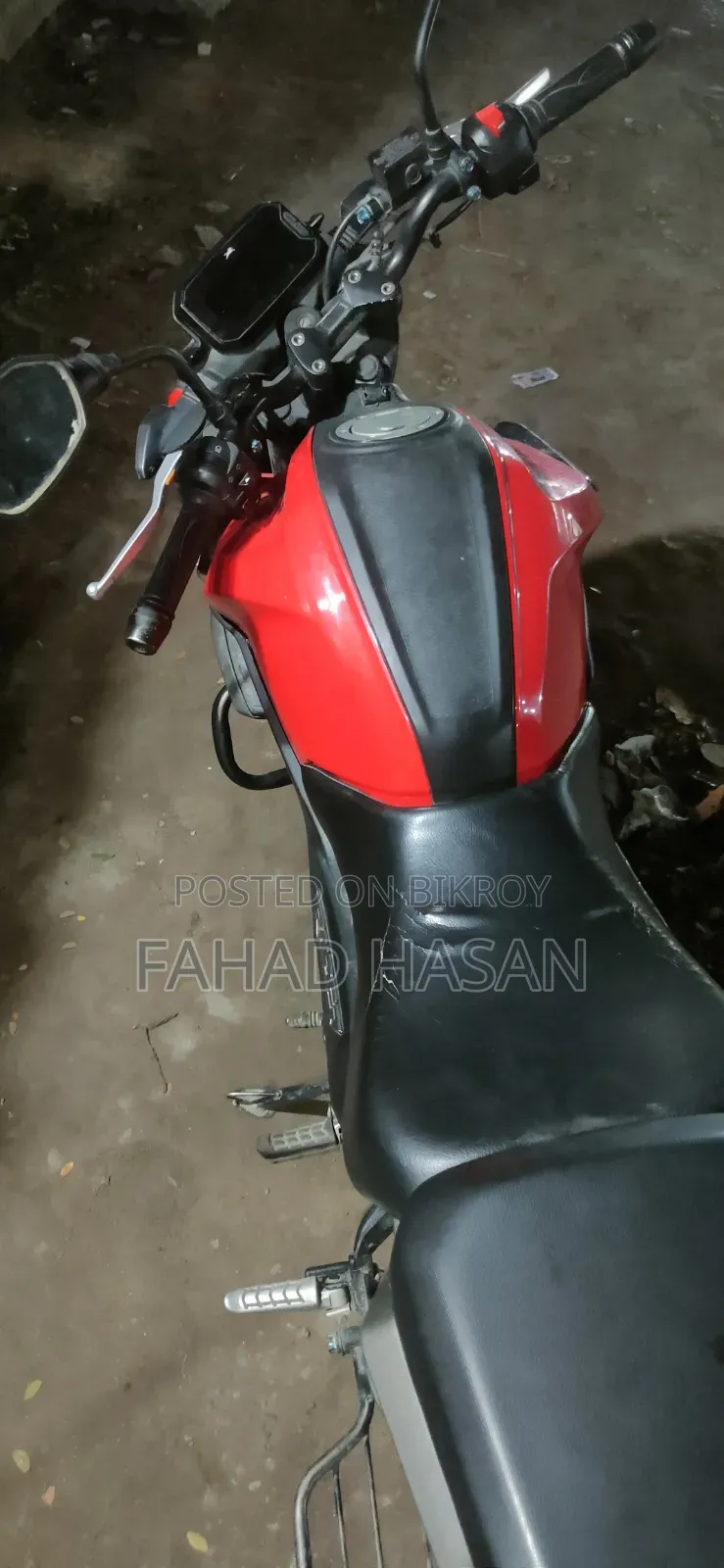 TVS Raider 125 2022 Red