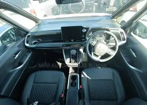 Toyota Noah 2022 Pearl