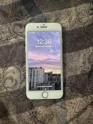 Apple iPhone 7 32 GB Gray