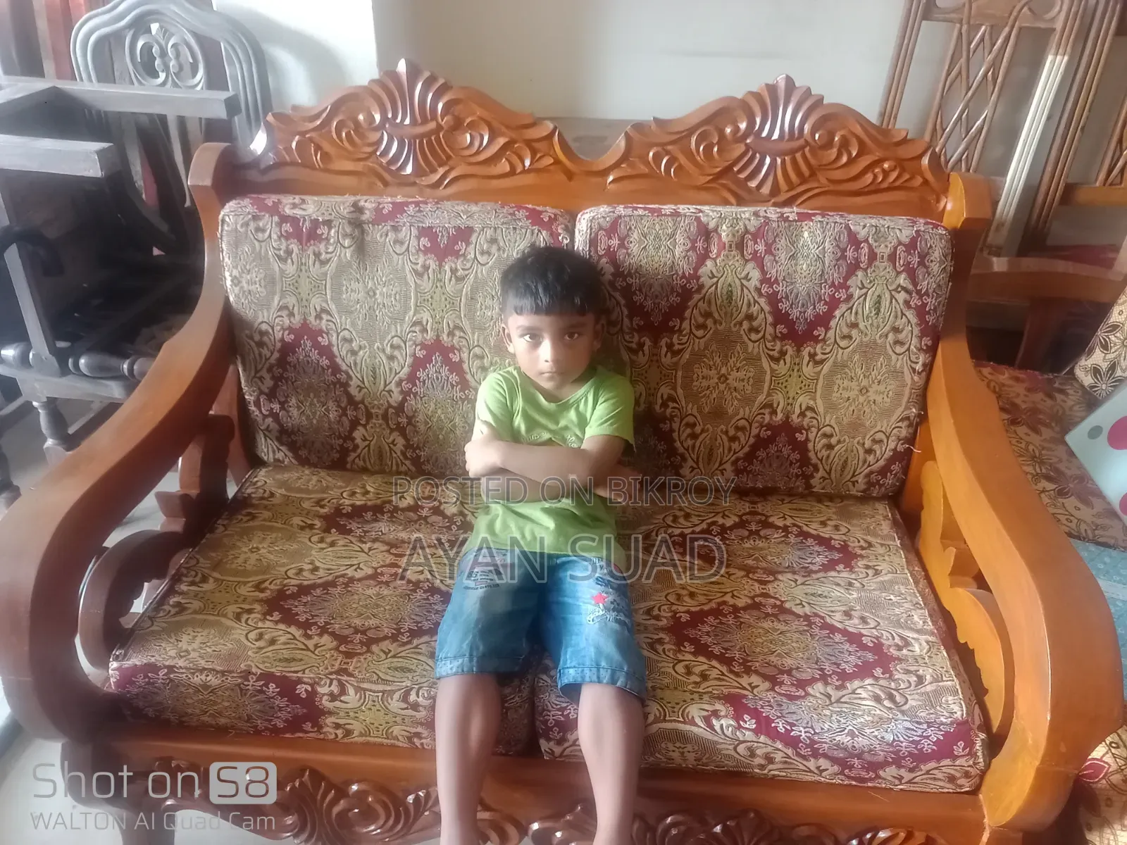 ২সেট সোফা বিক্রি হবে।