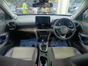 Toyota Yaris Cross 2021 Black
