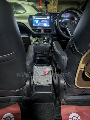 Toyota Noah 1.8 Four Wheel Drive Hybrid (7 seater) 2016 Maroon