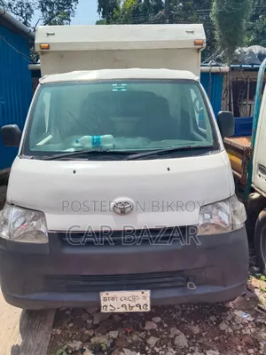 Toyota S40 Mini Cover Van 2011 Japanese