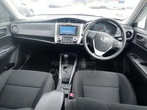 Toyota Corolla Fielder 2021 White