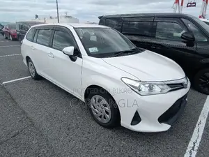 Toyota Corolla Fielder 2021 White