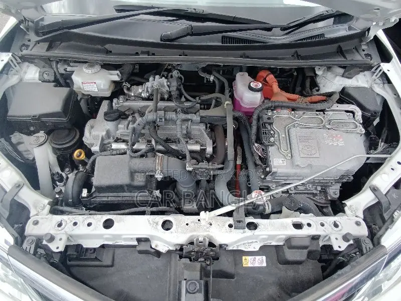 Toyota Corolla Fielder 2021 White