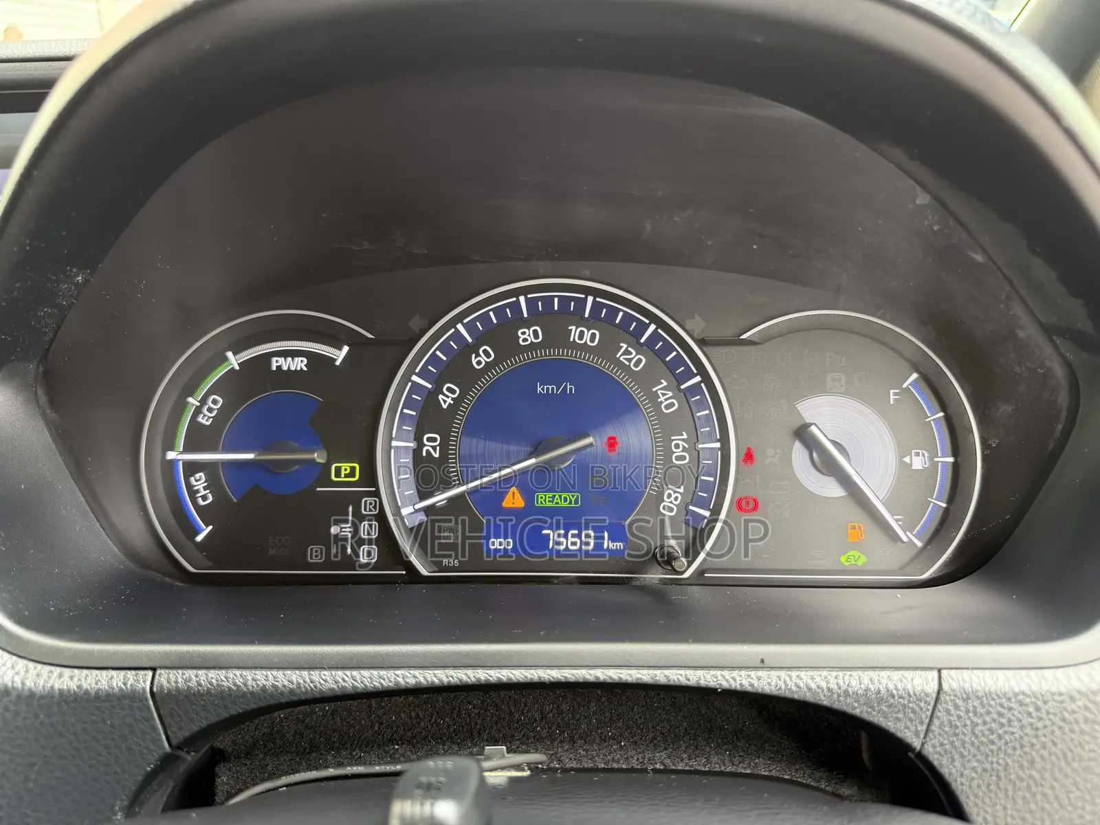 Toyota Esquire 1.8 FWD Hybrid (7 seater) 2019 Maroon