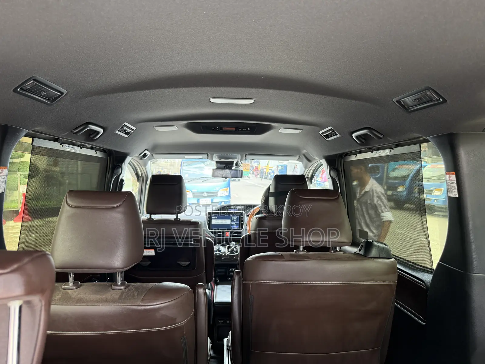 Toyota Esquire 1.8 FWD Hybrid (7 seater) 2019 Maroon