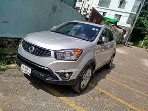 SsangYong Korando 2014 Silver