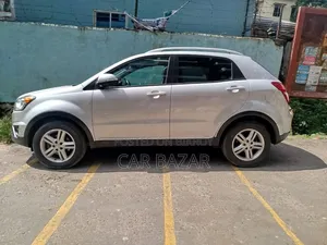 SsangYong Korando 2014 Silver