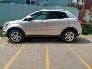 SsangYong Korando 2014 Silver