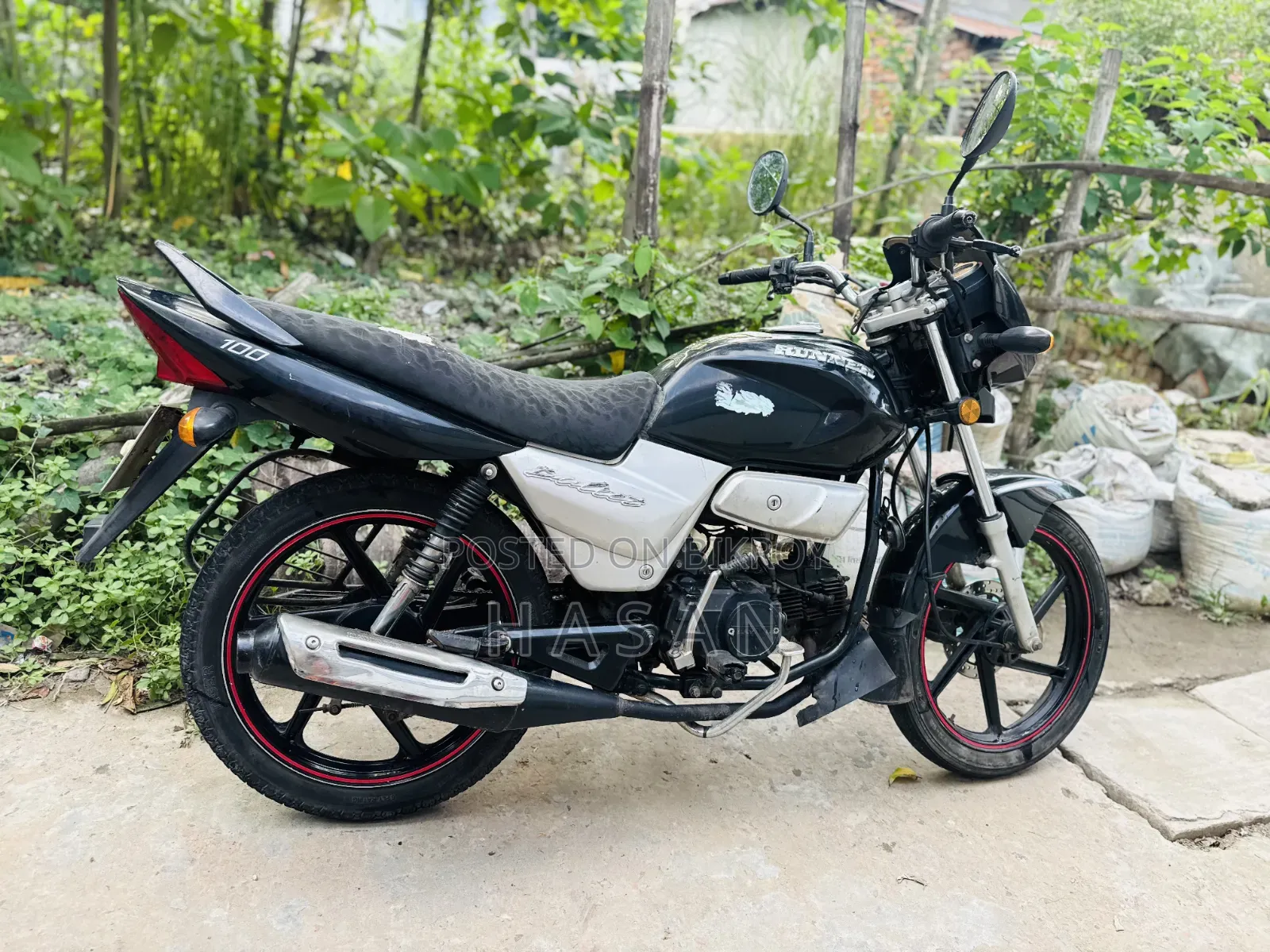 Runner Bullet 100 2020 Black