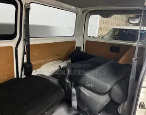 Toyota HiAce 2021 White