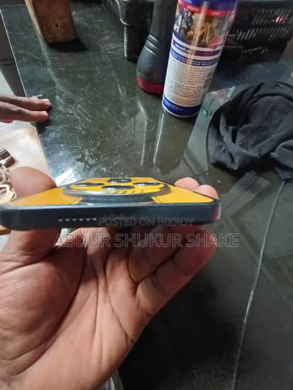 Tecno Spark 30 128 GB Yellow