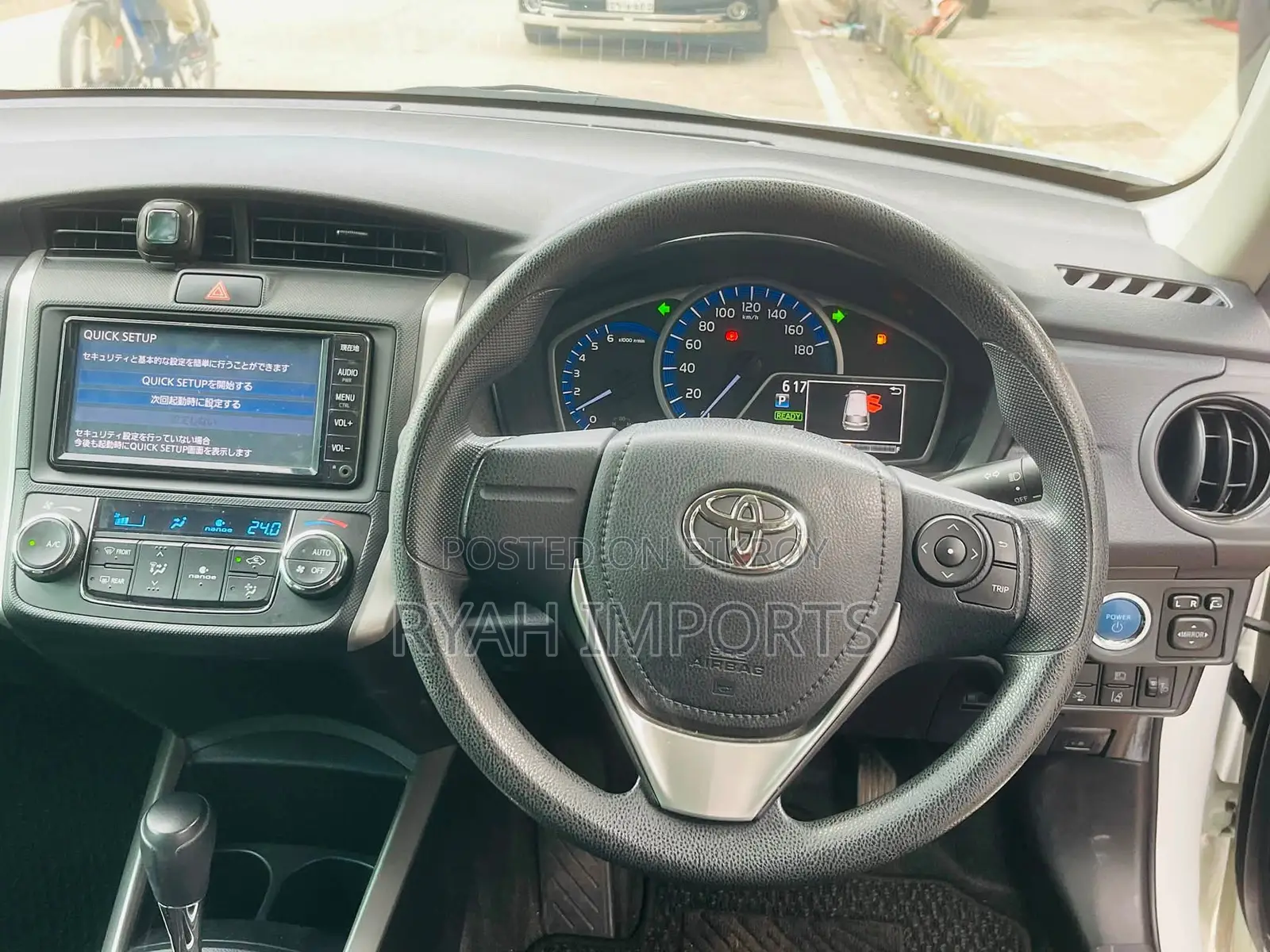 Toyota Corolla Fielder 1.5 Hybrid FWD 2021 White