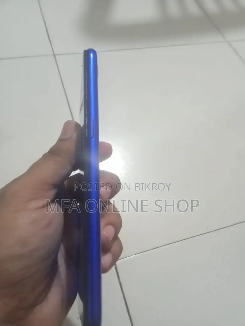 Realme C2 32 GB Blue