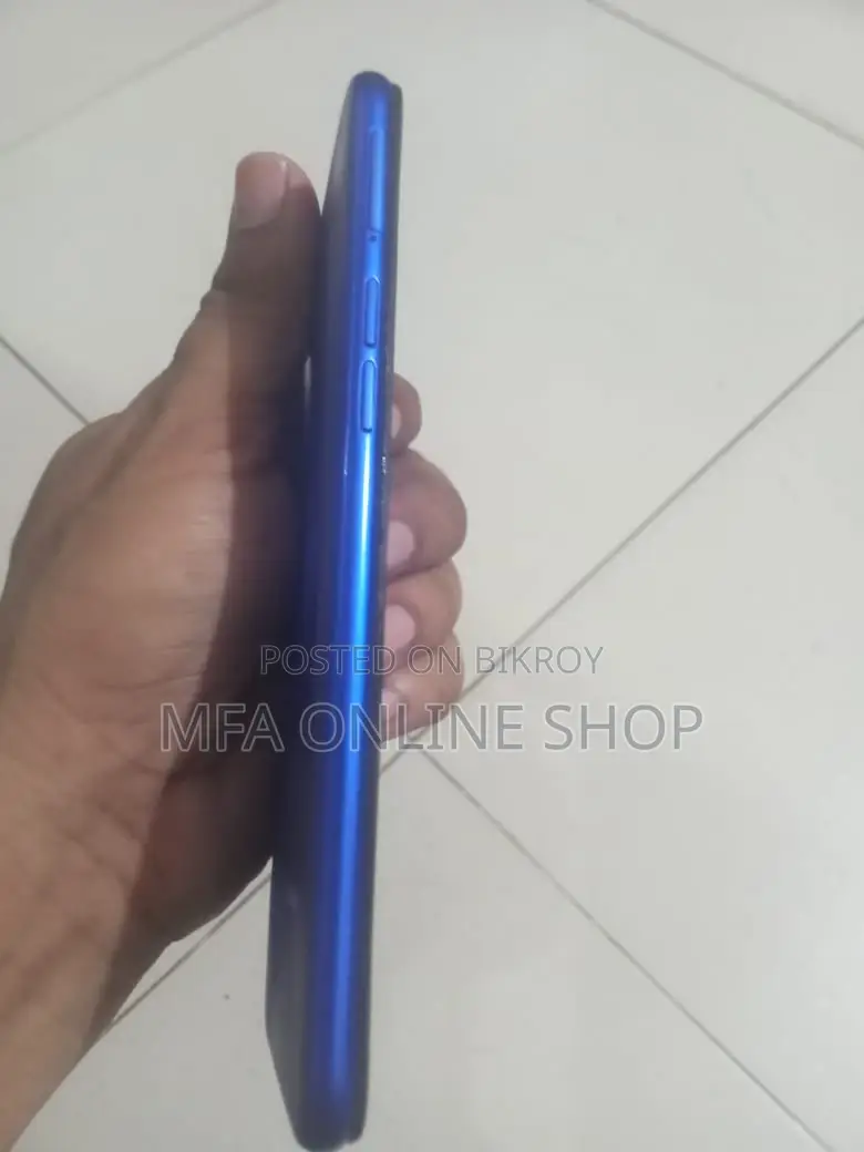 Realme C2 32 GB Blue