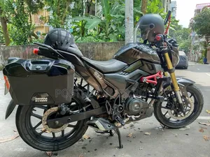 Runner Bolt 165R 2023 Black