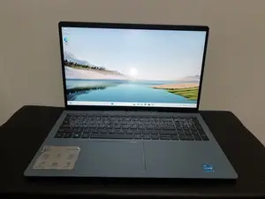 Laptop Dell 3GB Intel SSD 256GB