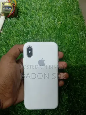 Apple iPhone X 64 GB White