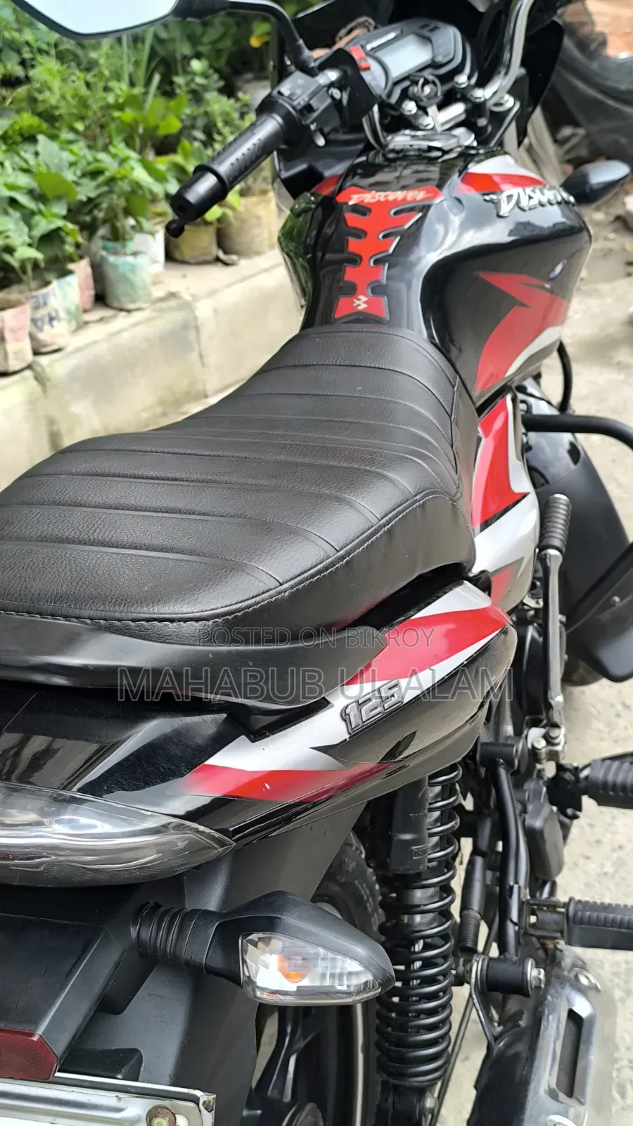 Bajaj Discover 125 2022 Black