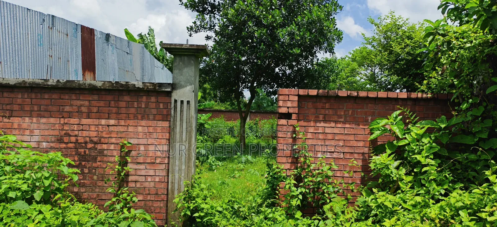 ৩ কাঠা প্লট রাজউক পূর্বাচল উপশহর।