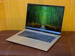 Laptop HP 4GB Intel SSD 500GB