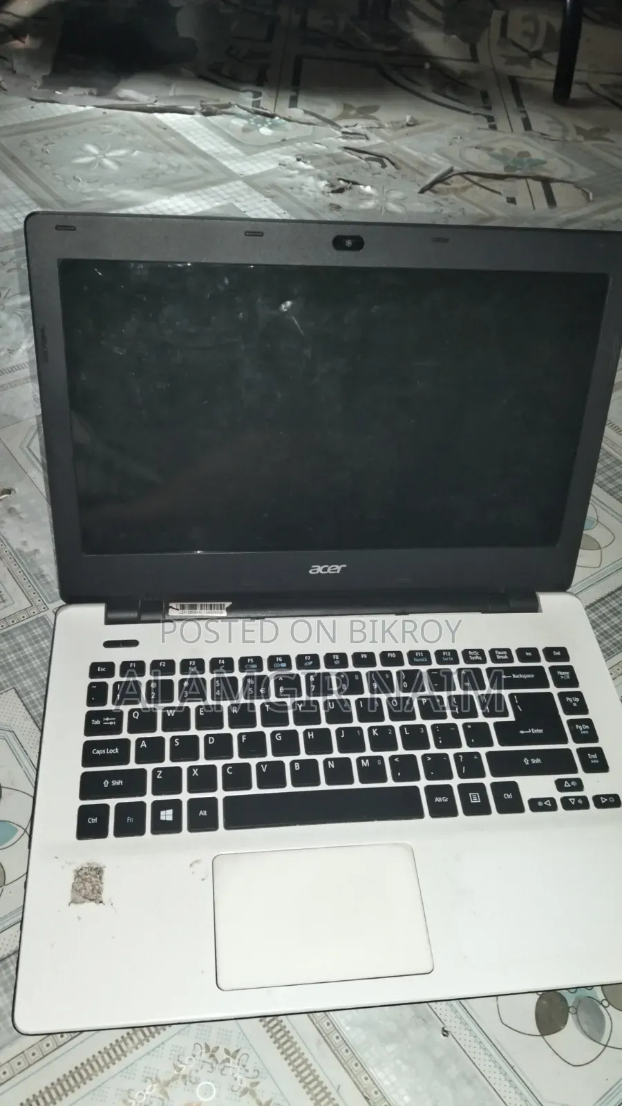 Laptop Acer Aspire E5-471 4GB Intel Core i3 HDD 500GB