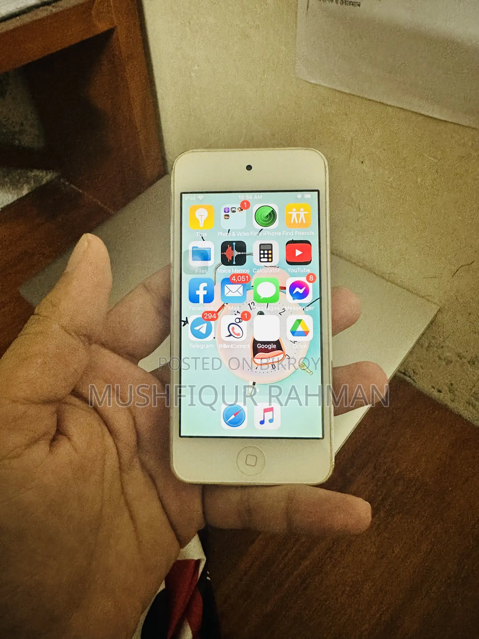 Apple 16 GB Silver