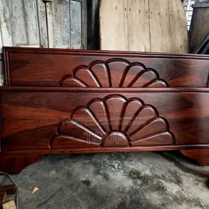 পুরাতন সেমি বক্স