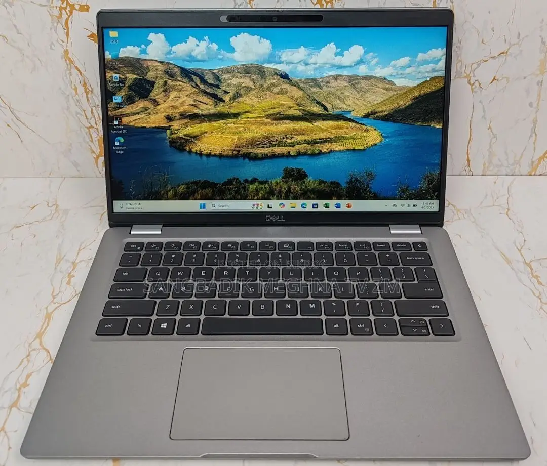 Laptop Dell 4GB Intel SSD 500GB