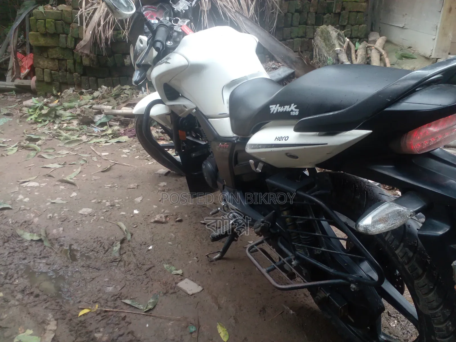 Hero Hunk 2018 White