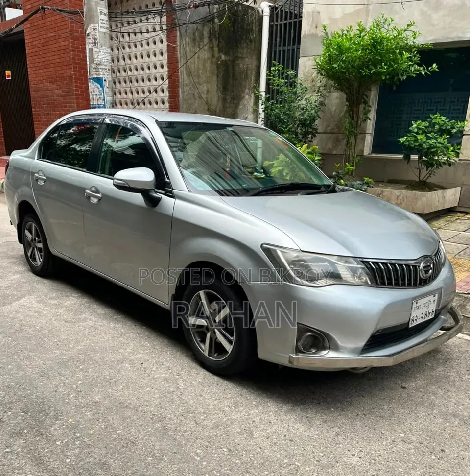 Toyota Axio 2013 Silver