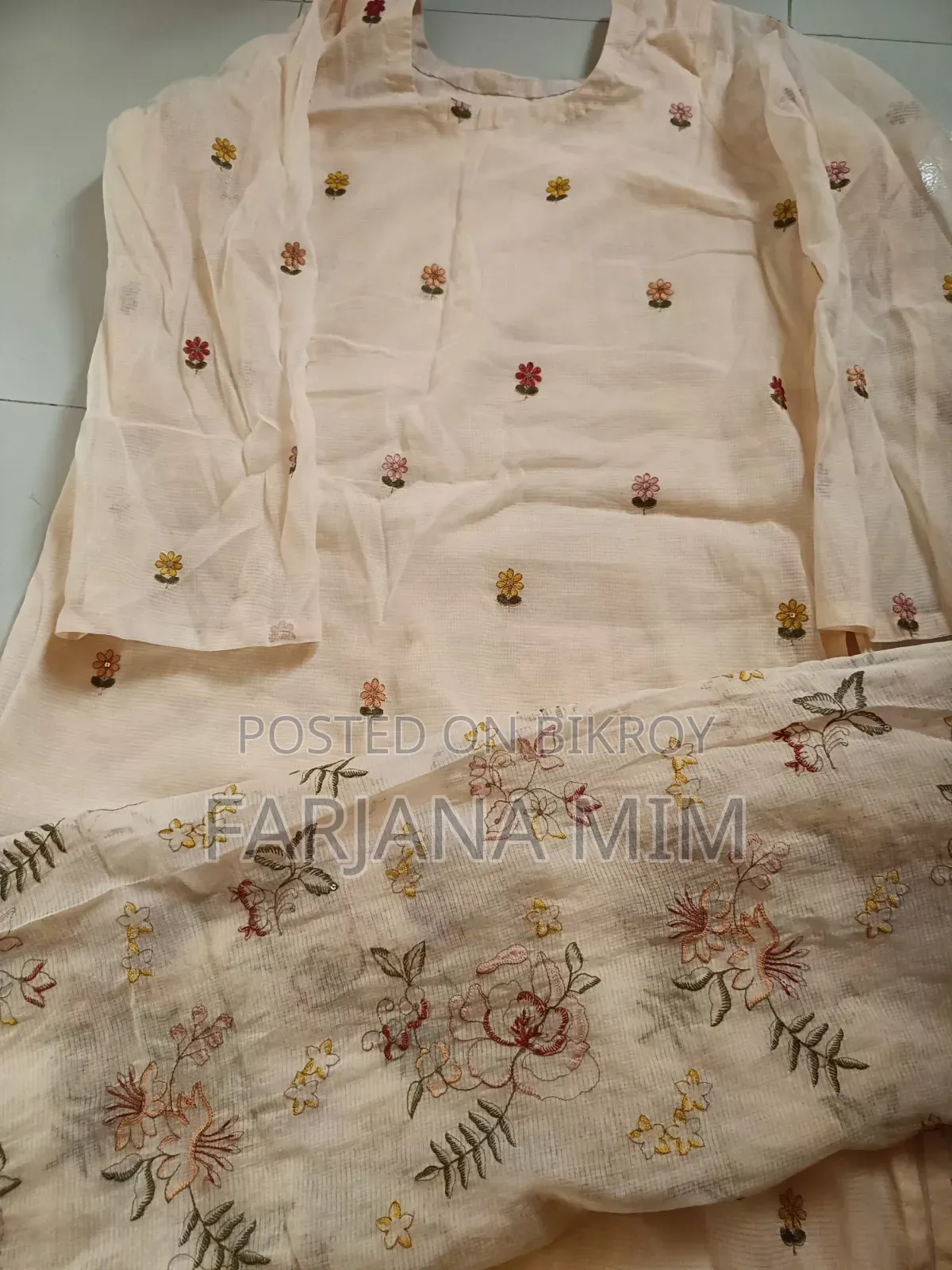 Kota Three Piece With Ambrodari