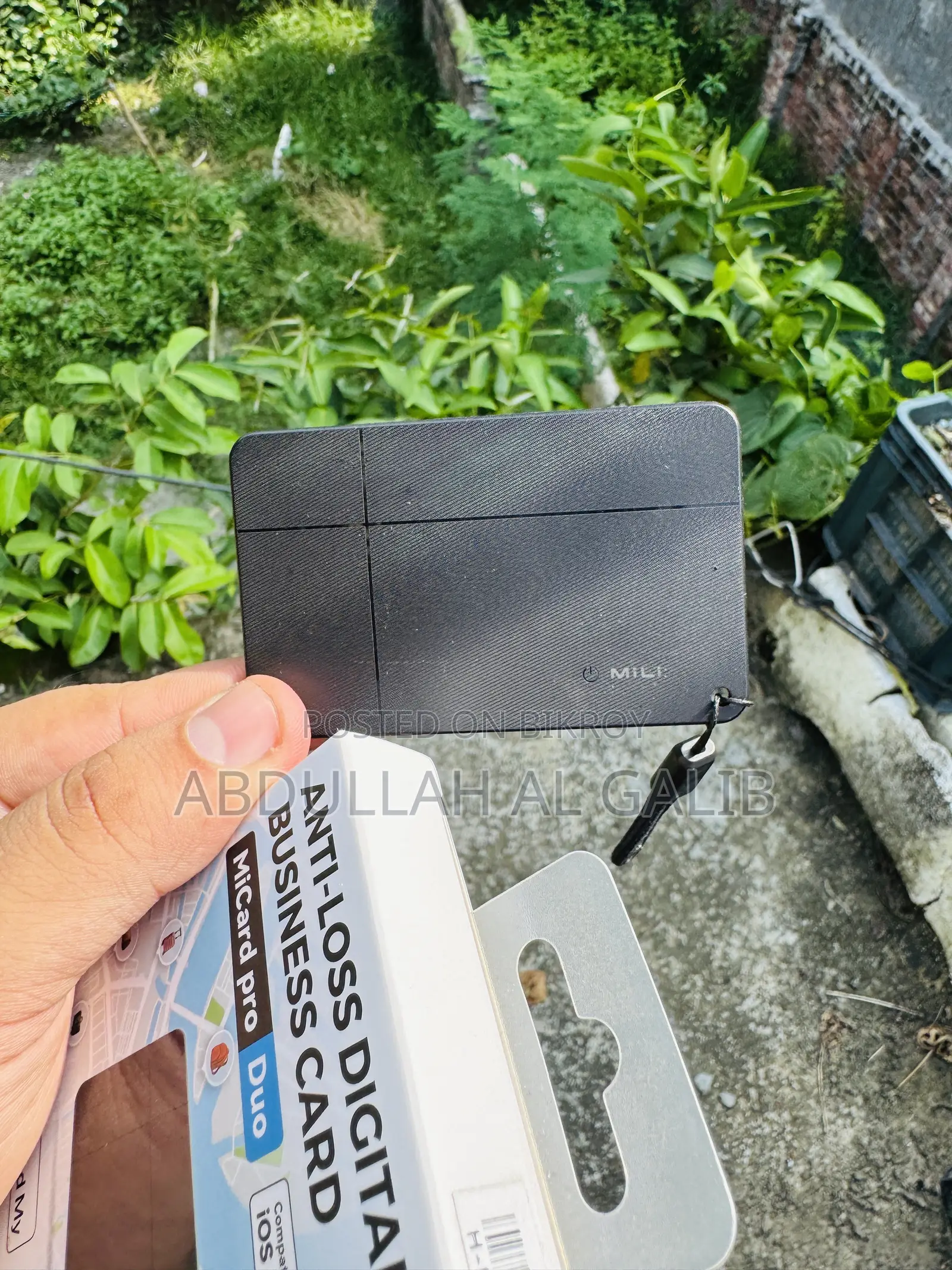 MiLi MiCard Pro Duo AntiLoss Digital BusinessCard With NFC Los&Android