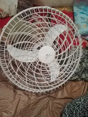 সিলিং ফ্যান নতুন ১০ মাস ওয়ারেন্ট আছে