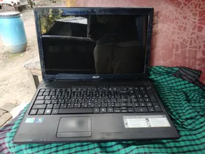 Laptop Acer Aspire 5742 6GB Intel Core i5 HDD+SSD 128GB