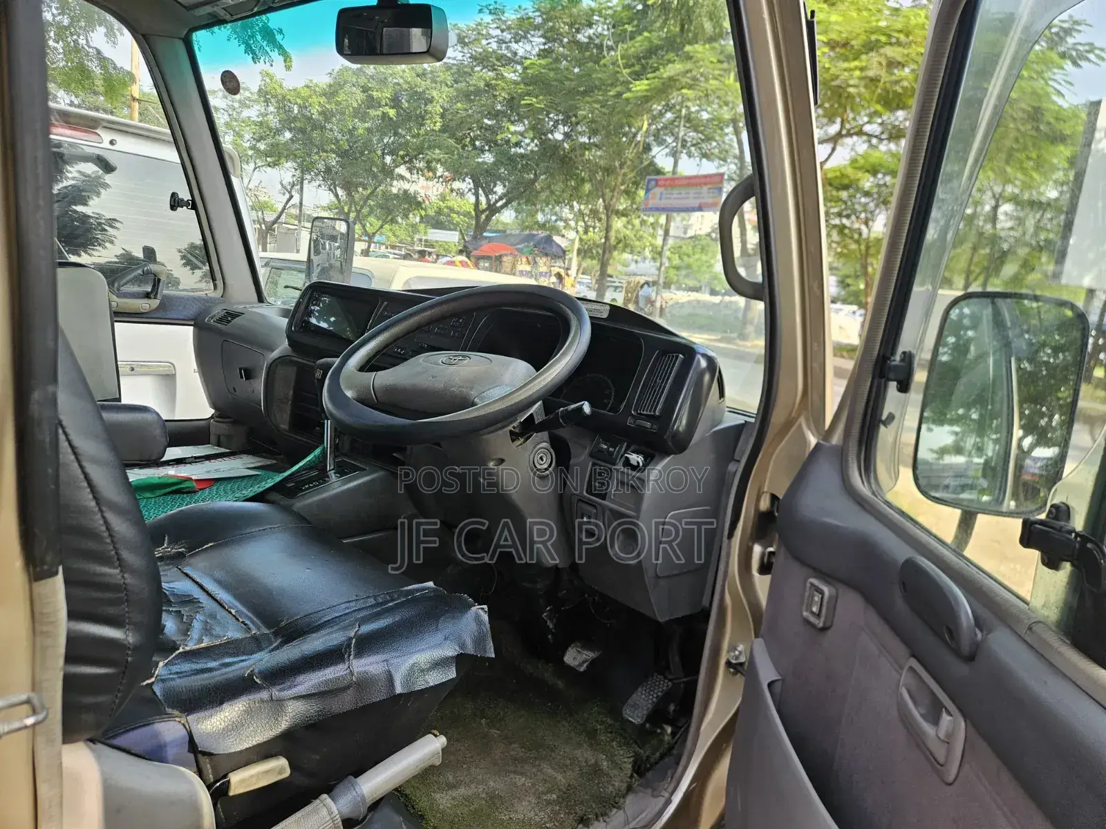 Toyota Coaster 2016 Brown