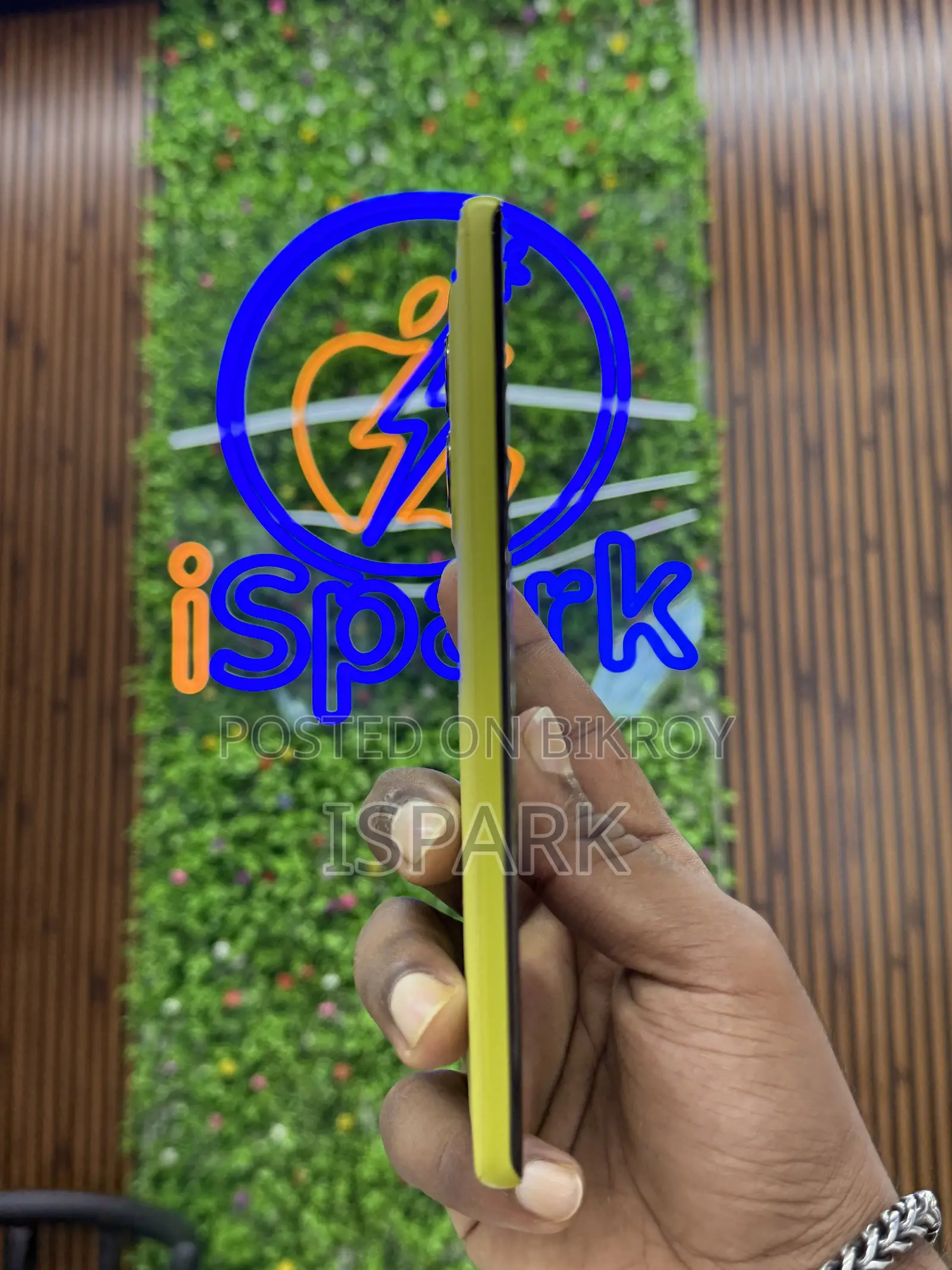 Motorola Moto G85 128 GB Green