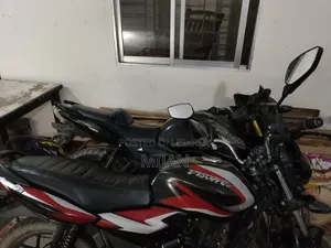 New Bajaj Discover 125 2021 Black