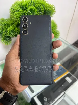 Samsung Galaxy F55 256 GB Black