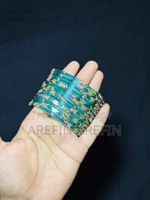 Kashmeri Churi
