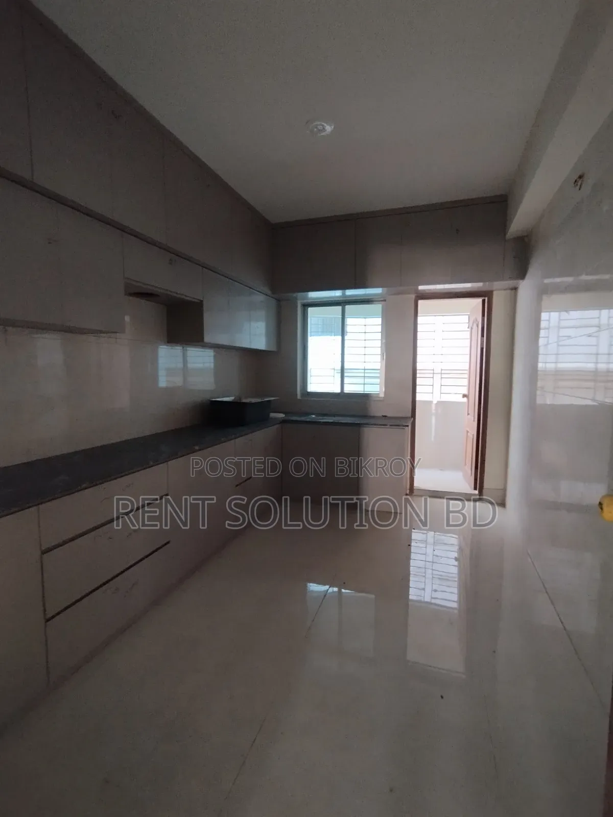 2850 SQFT Office Space for Rent in Gulshan 2