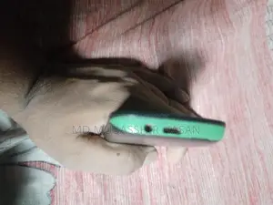 Symphony Hero 30 Black