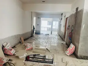 3bdrm Apartment in Basundhara for sale