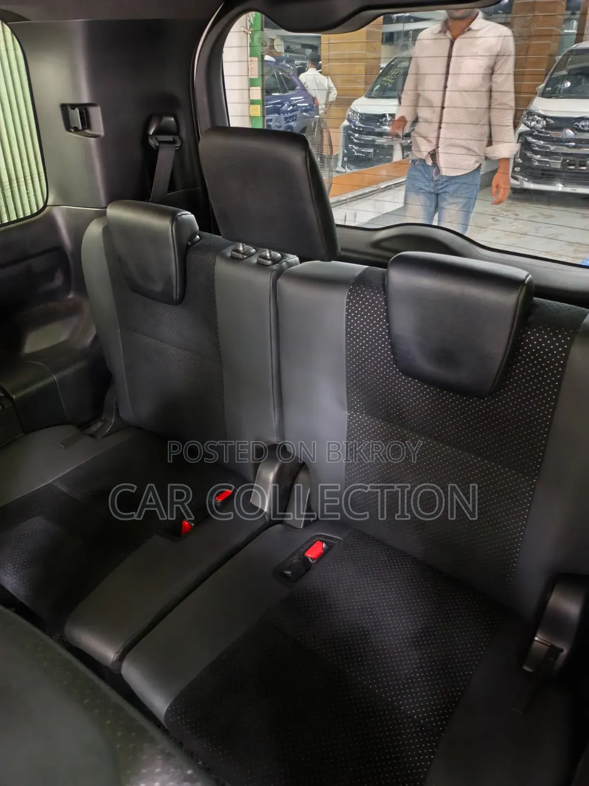 Toyota Voxy 2021 Pearl