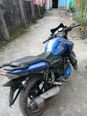 TVS Apache RTR 160 2V 2017 Blue