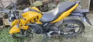 Suzuki Gixxer 2025 Yellow
