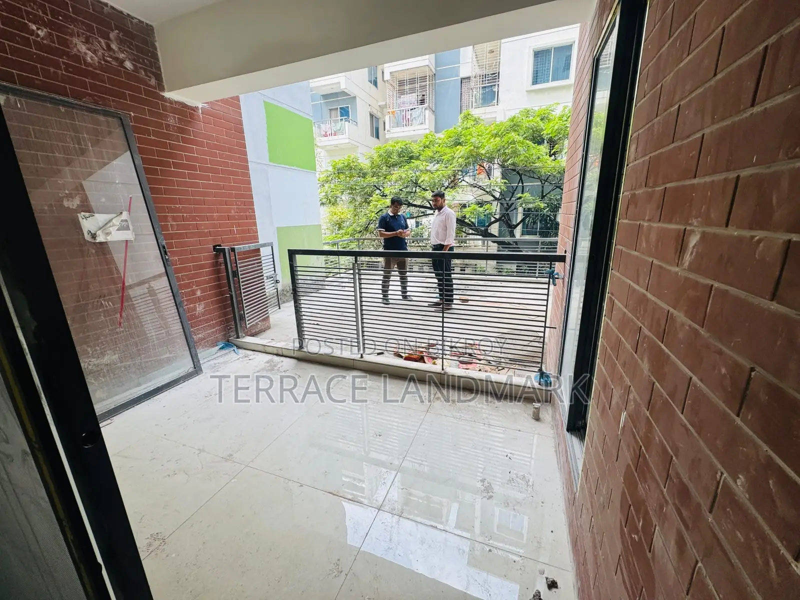 3bdrm Apartment in Basundhara for sale